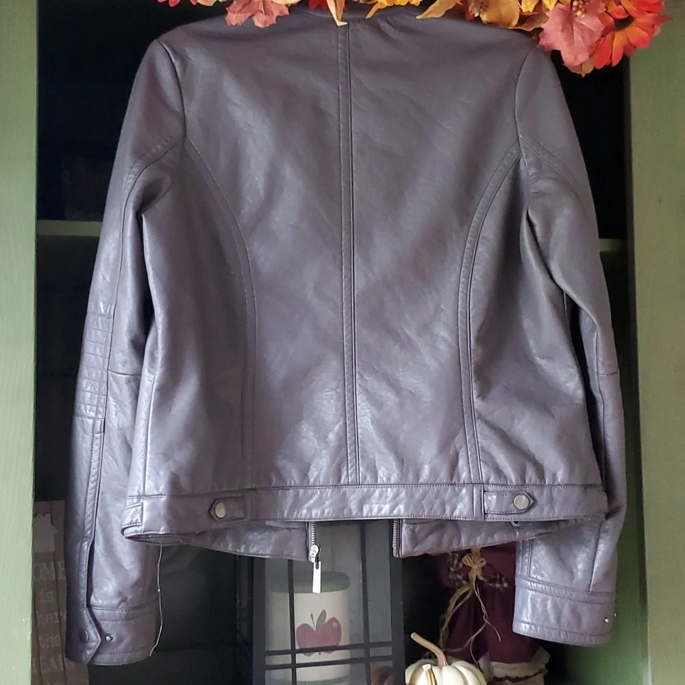 Jacket - Picture 2 of 2